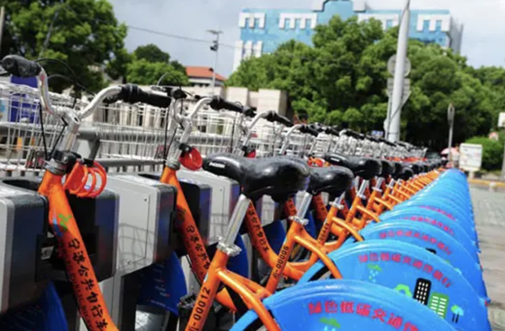 宁波公共自行车实施满月 绿色出行渐获市民认可